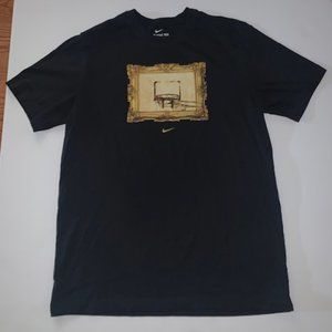 Nike T-shirt